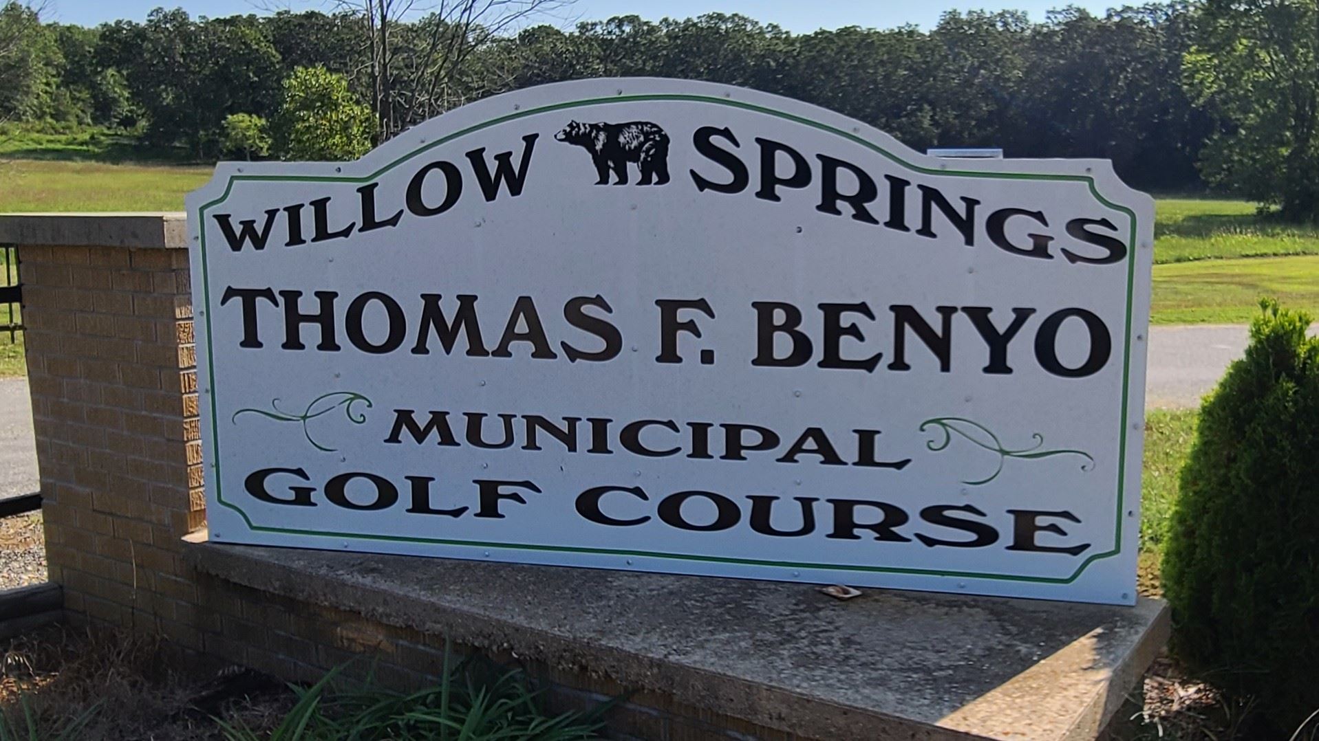 Golf Course Sign